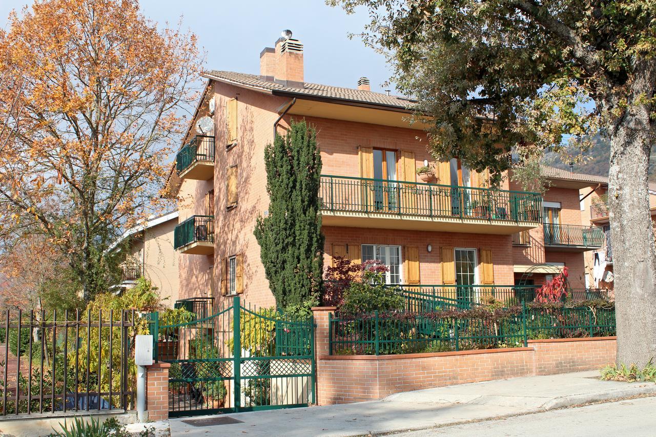 B&B Dimora Morelli Gubbio Zewnętrze zdjęcie